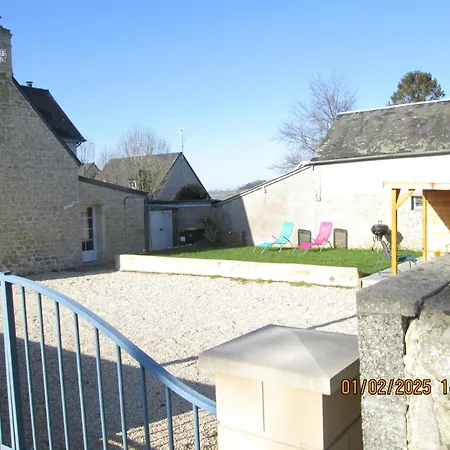 Holiday home Maison Des Trois Rivieres Trevieres